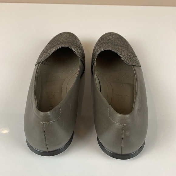 Ecco Ballerina Metallic Snake Embossed Leather Flats Size 37(6/6.5) - Picture 7 of 16